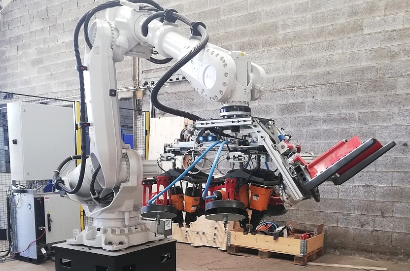Automatización de la producción: un nuevo robot para producir palets en el Grupo Rotom.